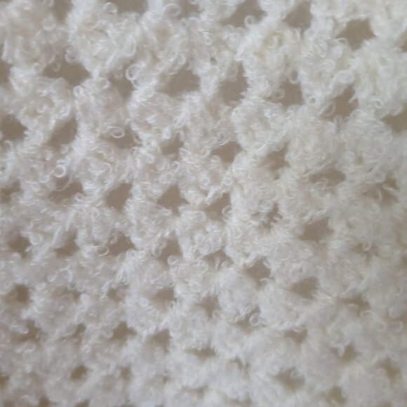 Unique Vintage Handmade Artisan Shawl Ivory Crochet Tassled Cozy One Size - Picture 2 of 4